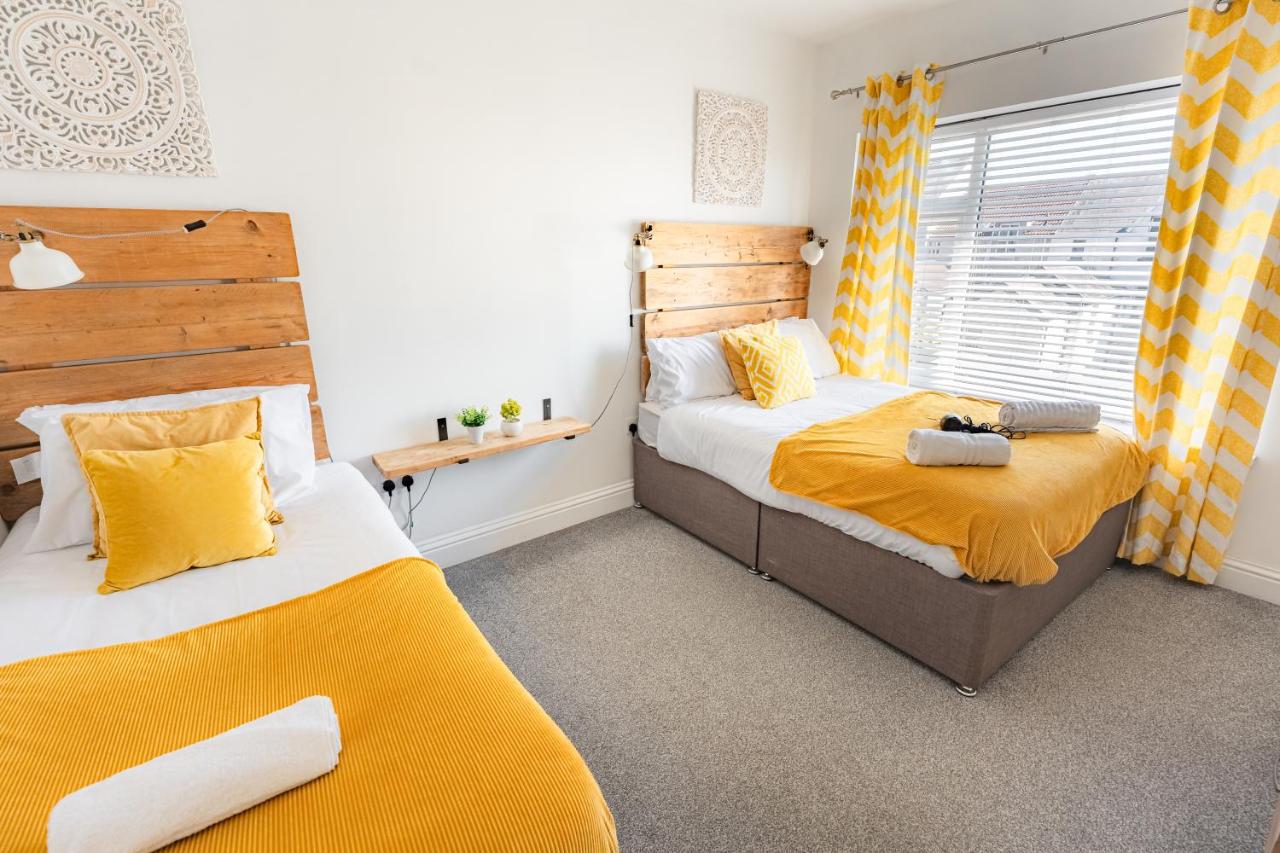 5-bed property · Swansea SA1
