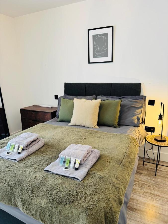 2-bed property · Swindon SN1