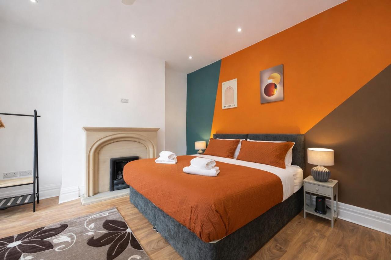 4-bed property · Manchester M16