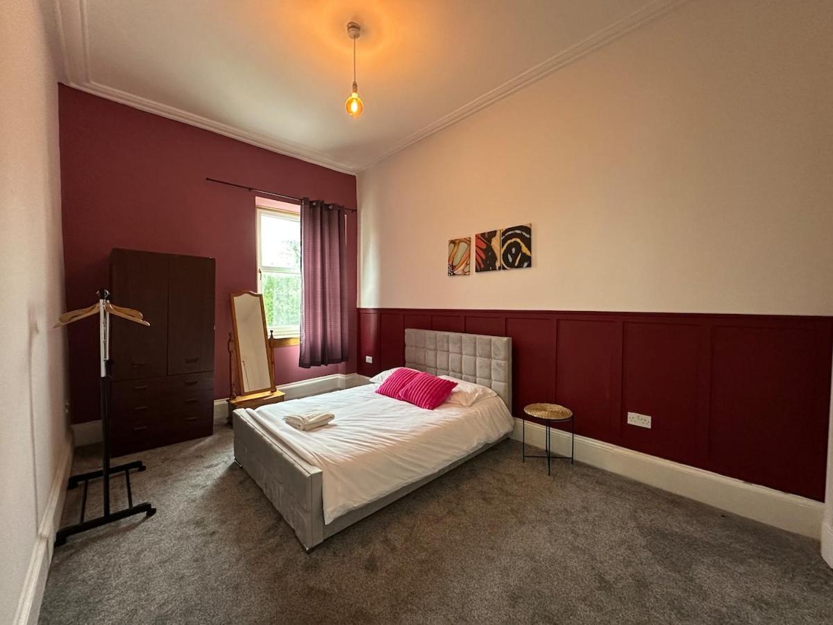 5-bed property · Glasgow G51