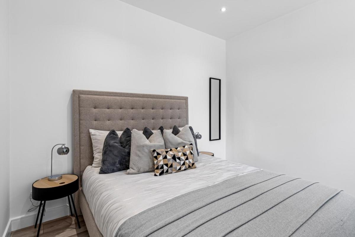 1-bed property · Swindon SN1