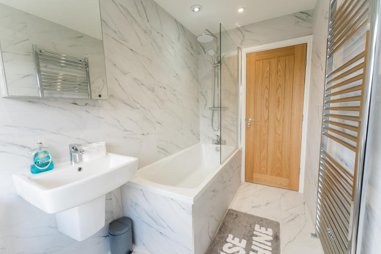 2-bed property · Solihull B92