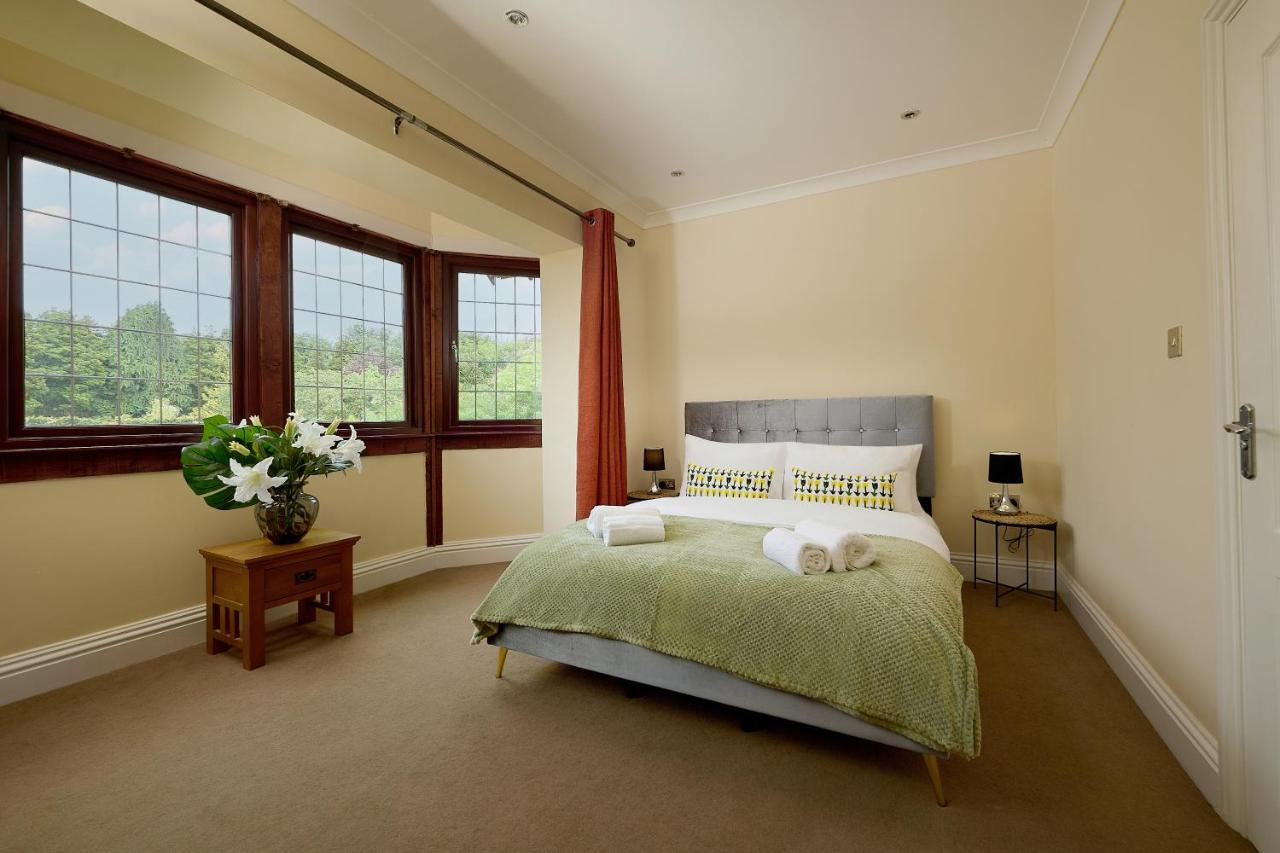 7-bed property · Wolverhampton WV6
