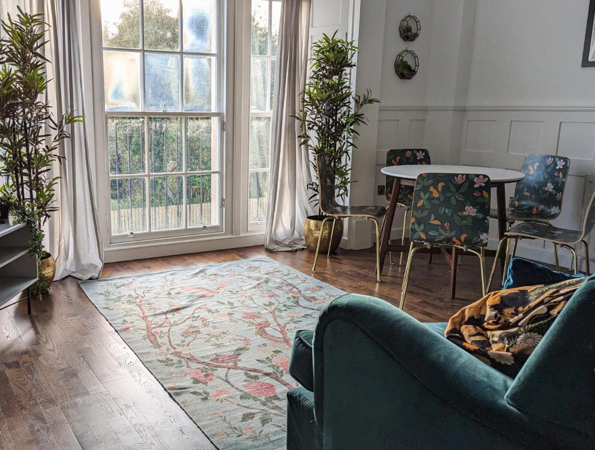 3-bed property · Edinburgh EH14