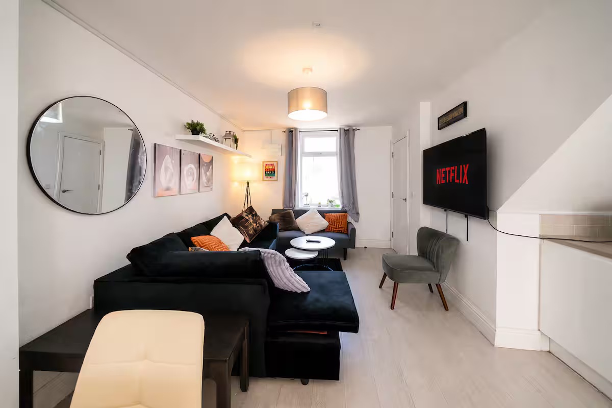 Spacious Cardiff 3BR Home | Free On-Site Parking