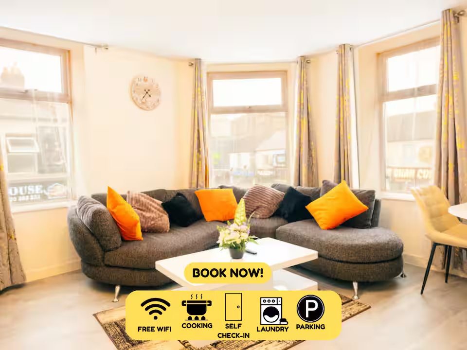 Stylish 3-Bed Flat Near Cardiff City Centre & Uni