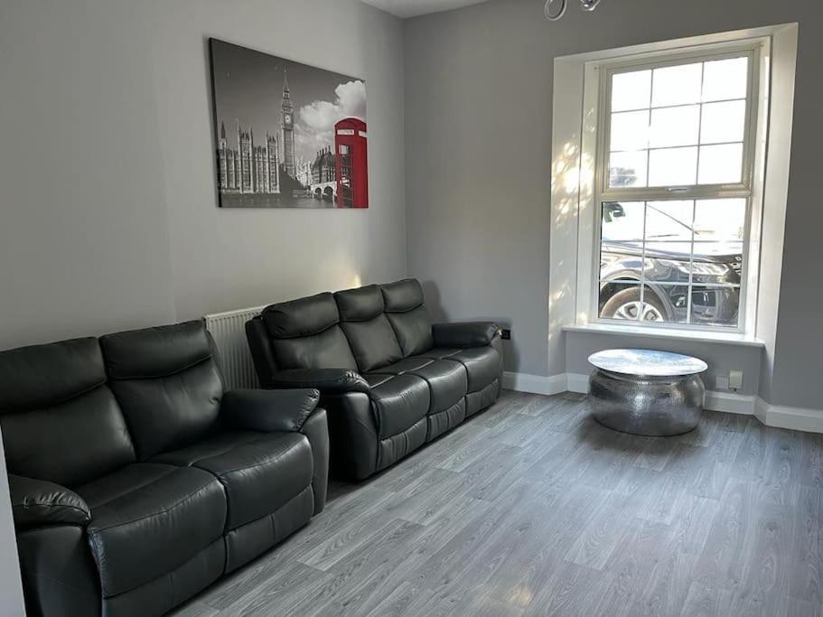 3-bed property · Plymouth PL4