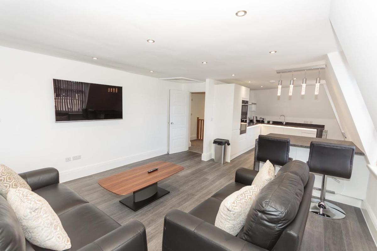 3-bed property · Plymouth PL1