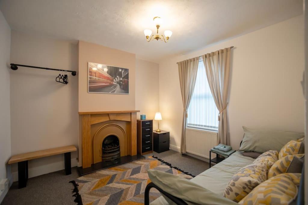 3-bed property · Gloucester GL1