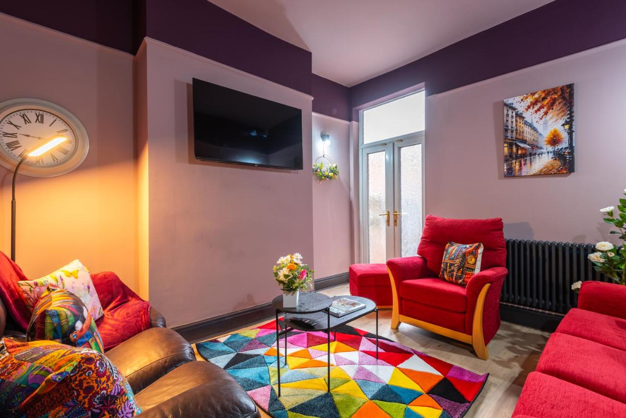5-bed property · Hull HU6