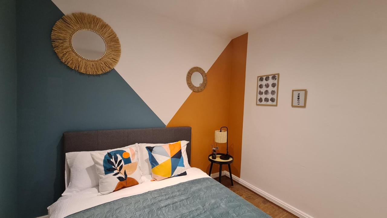 3-bed property · Salford M27