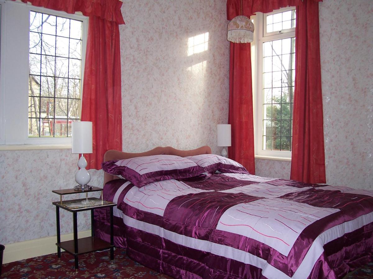 3-bed property · Leeds LS6