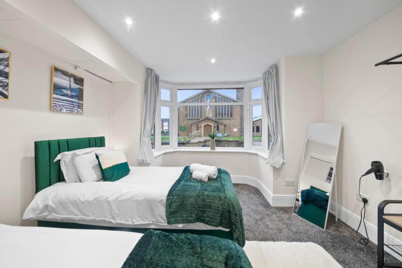 5-bed property · Oxford OX4