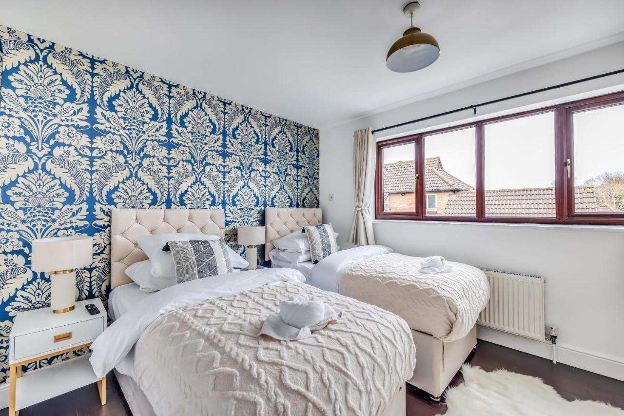3-bed property · Milton Keynes MK5
