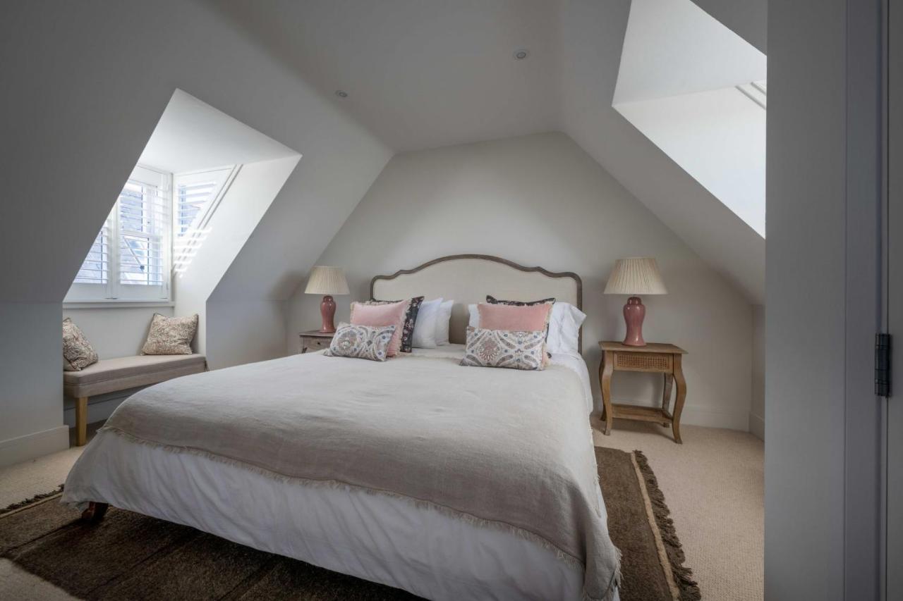 3-bed property · Lymington SO41