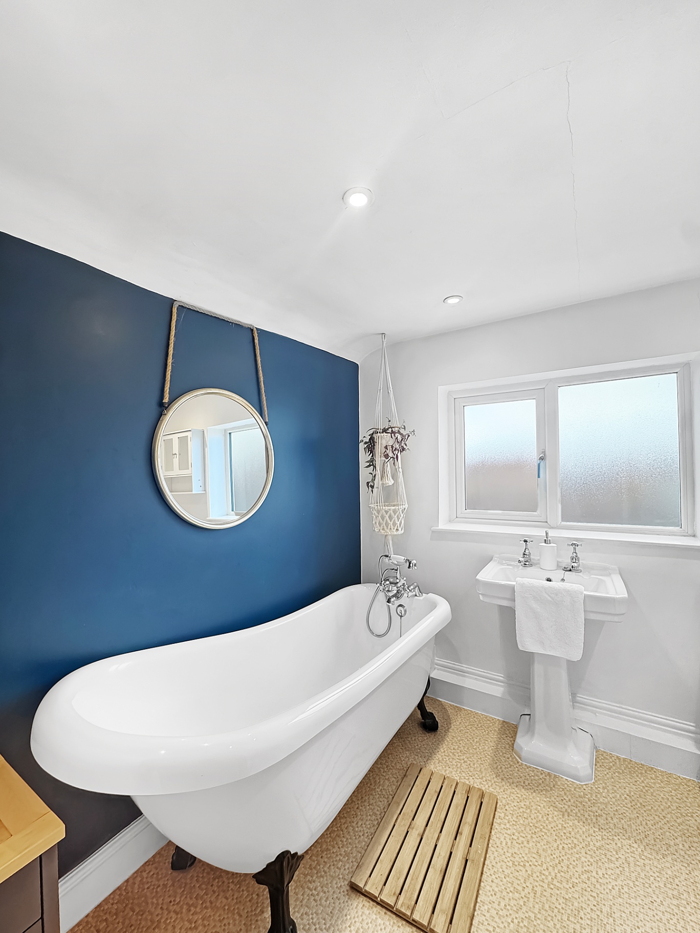 4bedroom house Sleeps 8 Bottesford