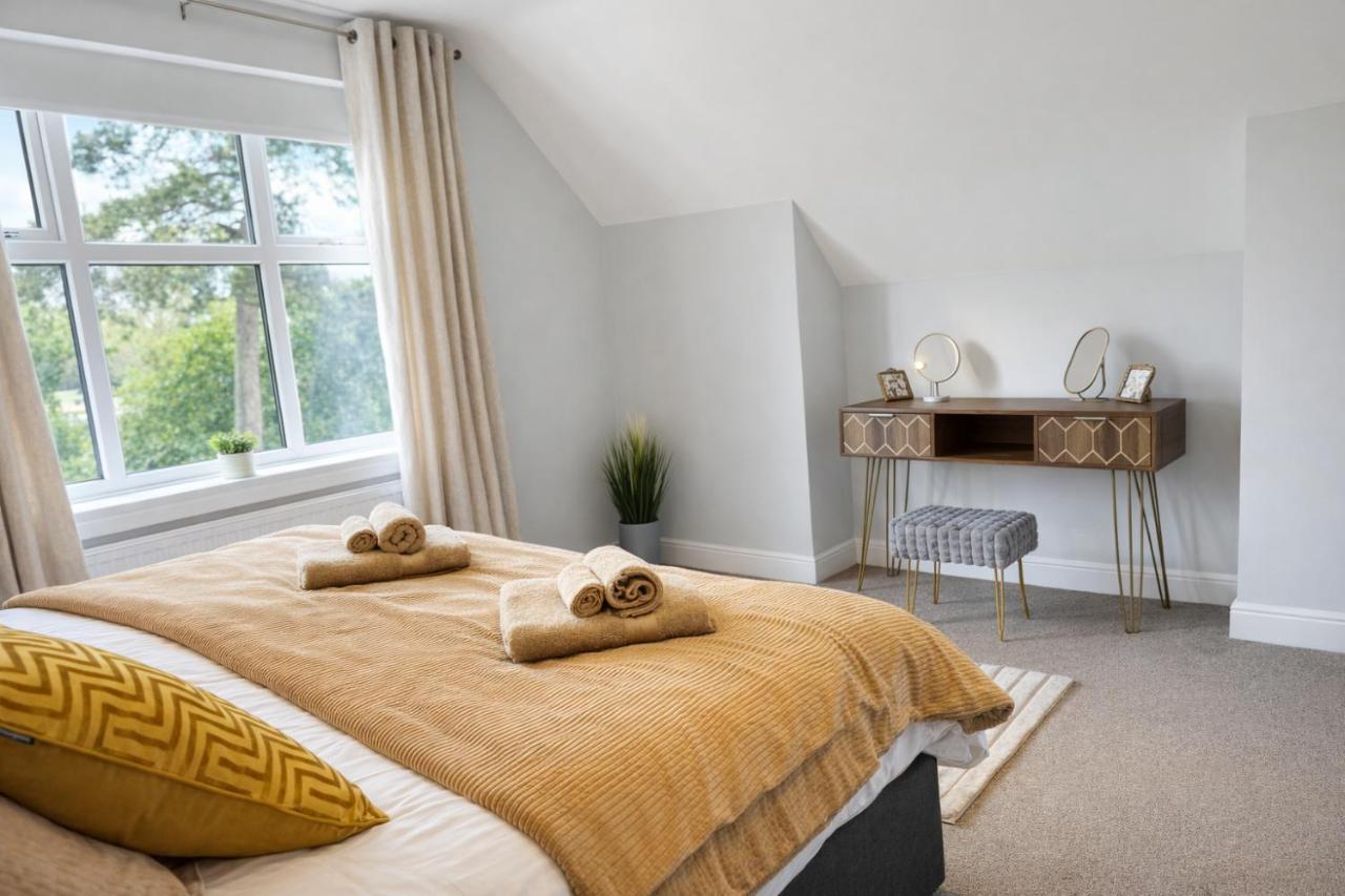 5-bed property · Nottingham NG3