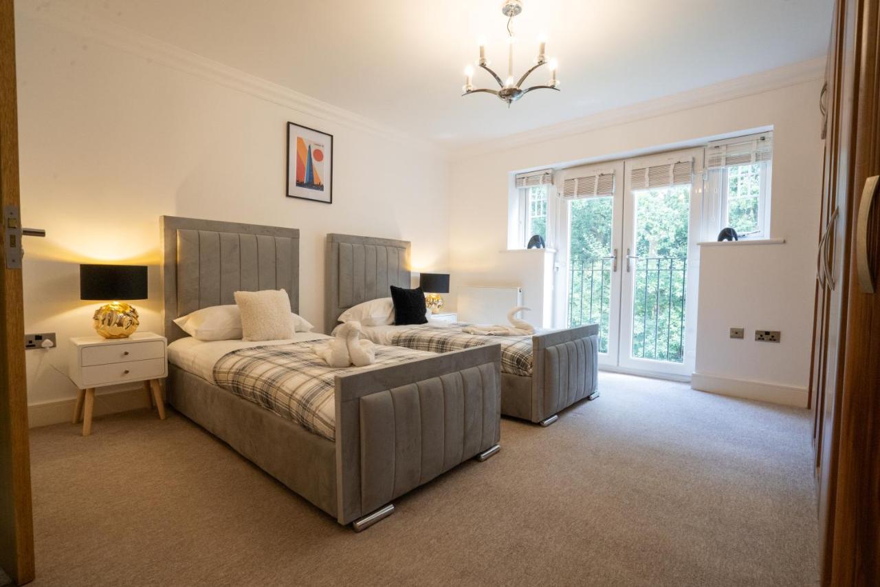 5-bed property · Solihull B37