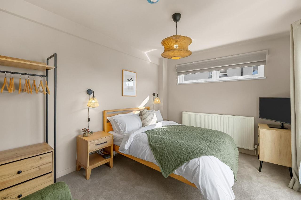 5-bed property · Plymouth PL2