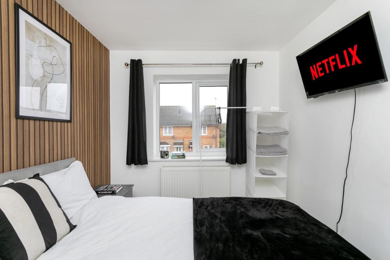 4-bed property · Peterborough PE1