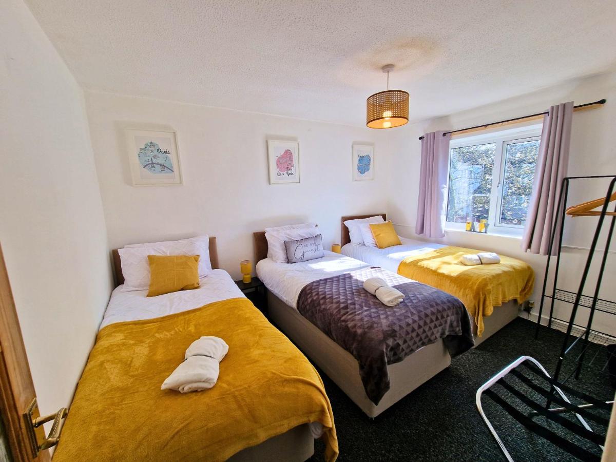 3-bed property · Solihull B37