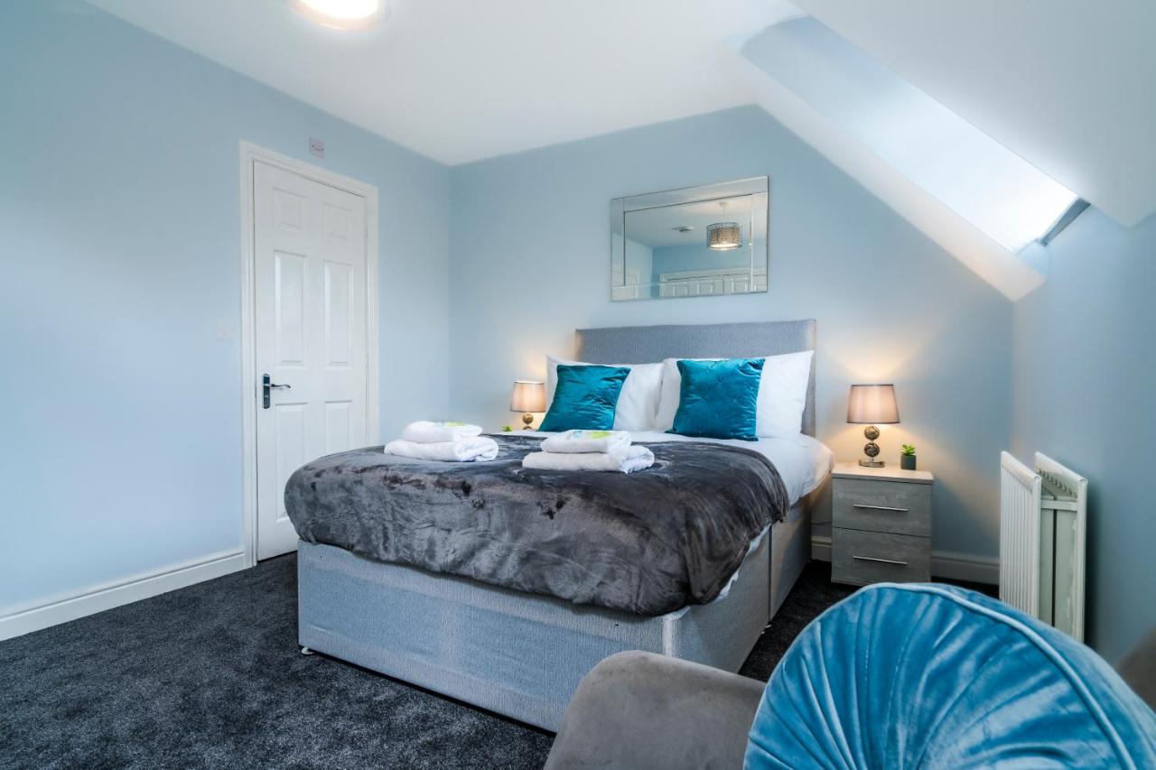5-bed property · Peterborough PE7