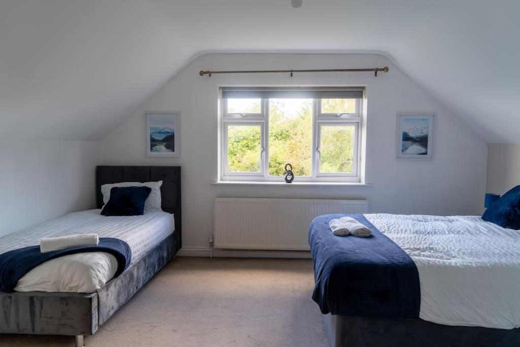 6-bed property · Solihull B90
