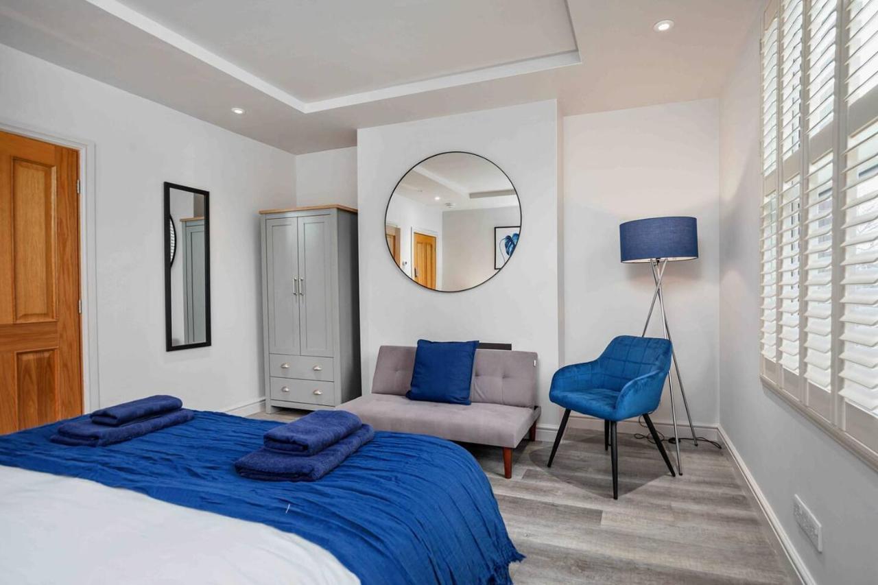 4-bed property · Sheffield S8