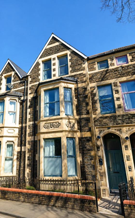 4-bed property · Cardiff CF11